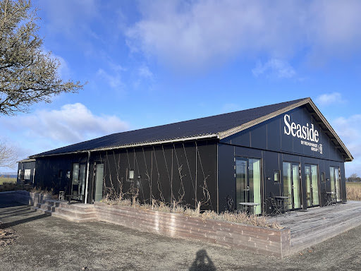 Seaside Retreat & Hotel