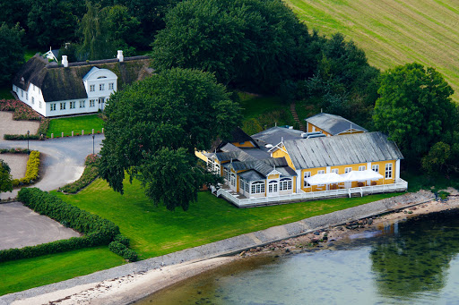 Ballebro Færgekro