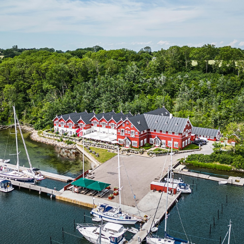 DYVIG BADEHOTEL ApS