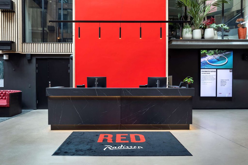 Radisson RED Aarhus – Stilfuld designhotel i hjertet af byen