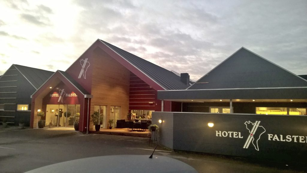 Hotel Falster 1 Hotel Falster – Luksusovernatning med Flotte Udsigt og Nem Adgang til Naturlandskaber