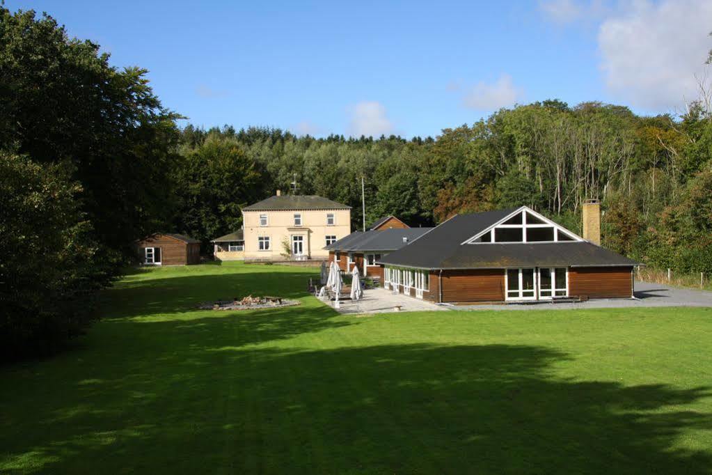 Færgelundens Motel & Kursuscenter 1 Færgelundens Motel & Kursuscenter – Overnatning og Konferencer i Smuk Natur